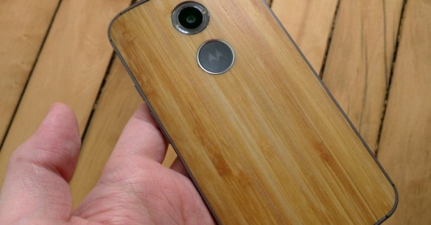 The Moto X in a Nutshell: A Flawless Phone With Good Features