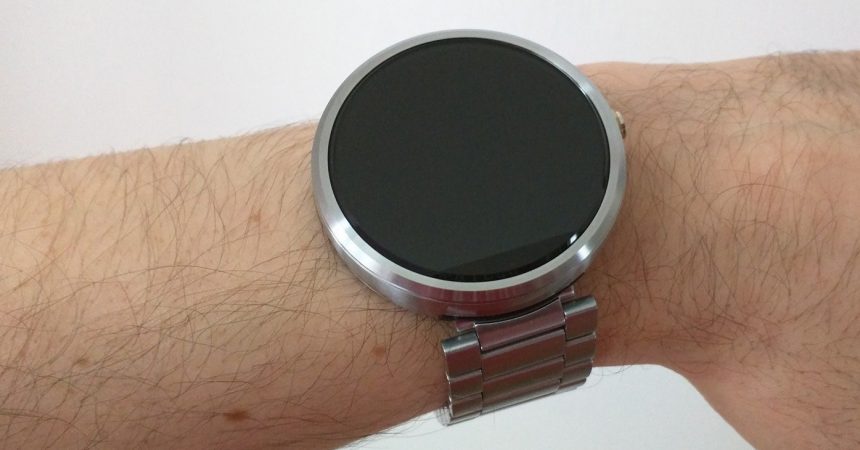 The Moto 360 device: An Android Wear with good aesthetics, so-so performance