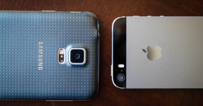 A Look At The Samsung Galaxy S5 And The Apple iPhone 5s