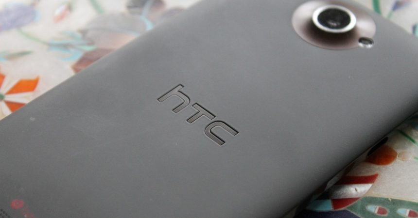 Evaluating the HTC One X, the Best Phone in the Market Now