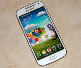כיצד לחזור קושחה על סמסונג גלקסי Samsung S5