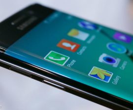 מה לעשות: אם אתה רוצה להתקין קושחה במניות על גלקסי Samsung S6 שלך